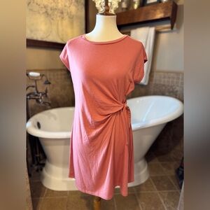 Cable & Gauge Coral Mini Dress size medium